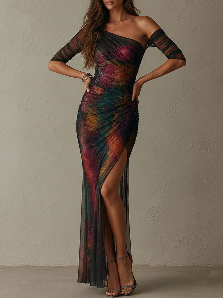 Elegante abito da sera lungo in mesh arricciato con stampa galassia rétro e monospalla