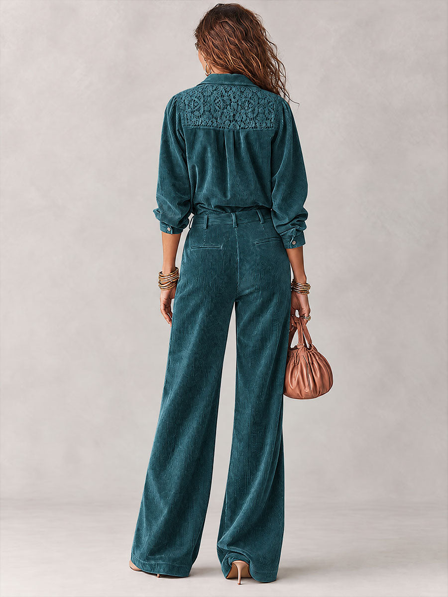 Set boho chic con camicia in velluto a coste con bordi in pizzo e pantaloni a gamba larga