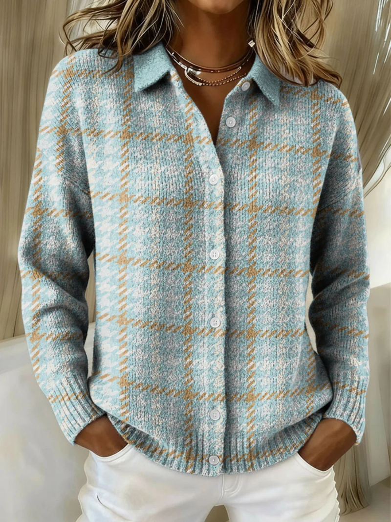 Clara | Maglia con bottoni a quadri color cielo
